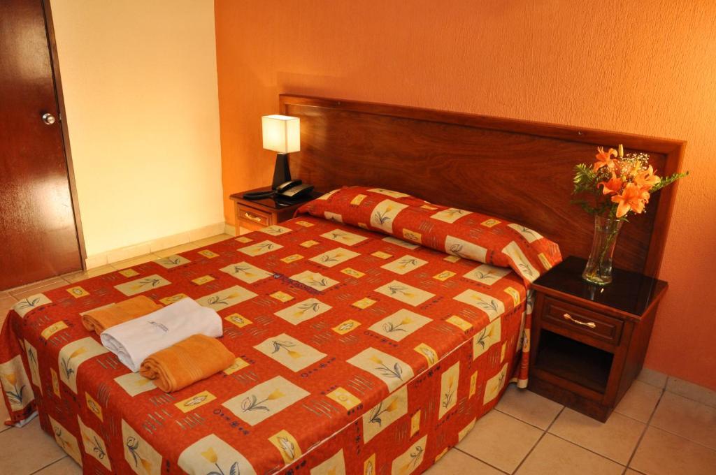 Hotel San Miguel Morelia Room photo